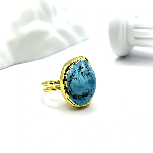 Безразмерное кольцо с турквенитом