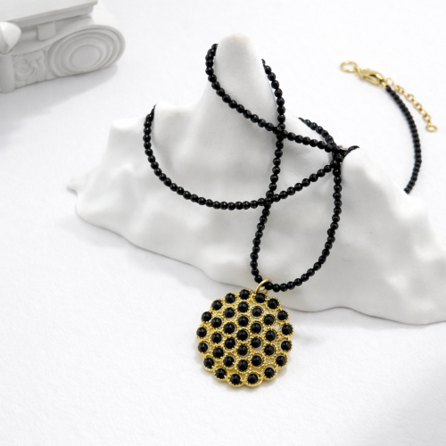 Колье ДИНОСА с агатом и шпинелью