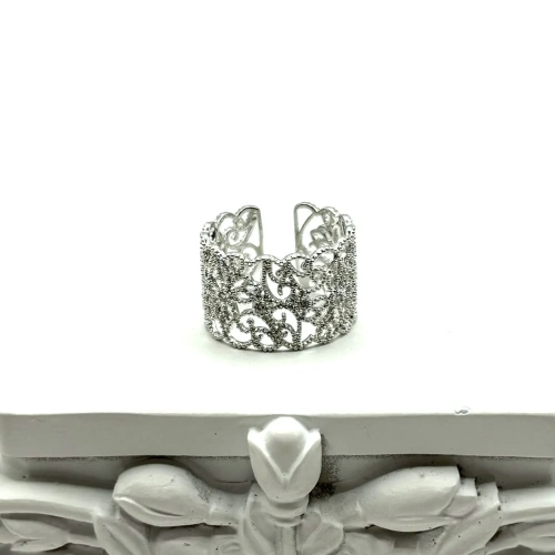 Безразмерное ажурное кольцо