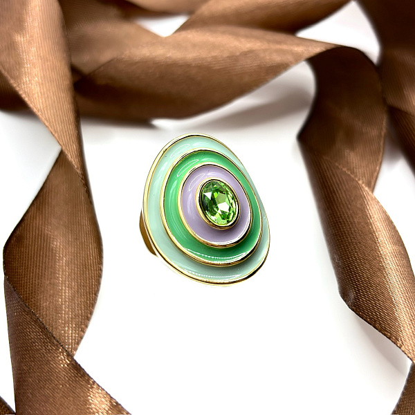 Кольцо с эмалью и кристаллом