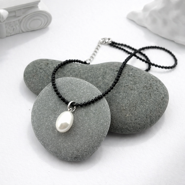 Колье ДИНОСА со шпинелью и речным жемчугом