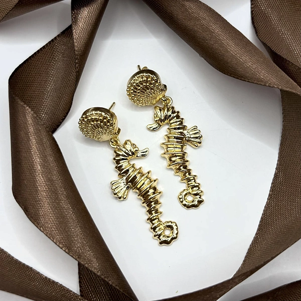 Серьги с морскими коньками