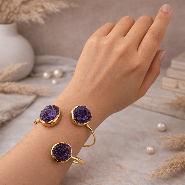 Жесткий браслет ДИНОСА с друзами аметиста