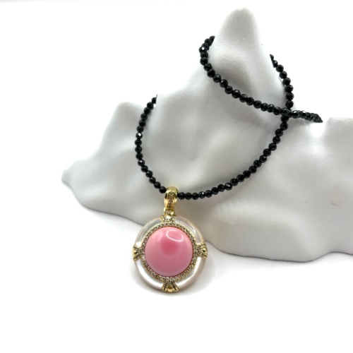 Колье ДИНОСА с перламутром и шпинелью