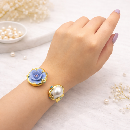 Браслет жесткий ДИНОСА с цветком и барочным жемчугом —  фото 3