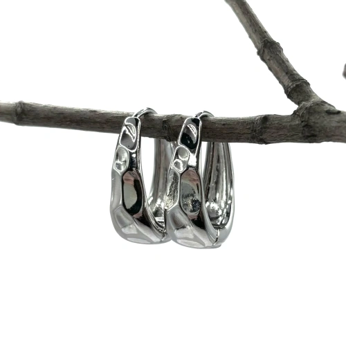 Стильные серьги с мятой текстурой — 