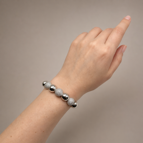 Жесткий браслет с фианитами —  фото 3